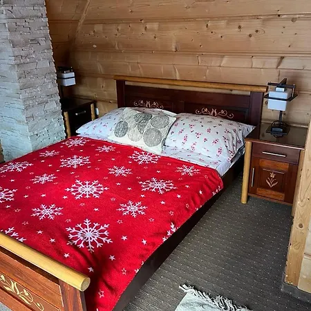 Goralski Dom Z Kominkiem シャレー *