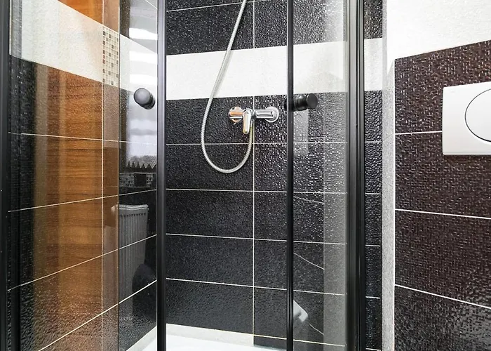 Goralski Dom Z Kominkiem 샬레 *